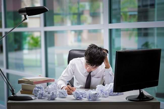 7 Cara Menghilangkan Stres Berat Karena Pekerjaan - Atur Order